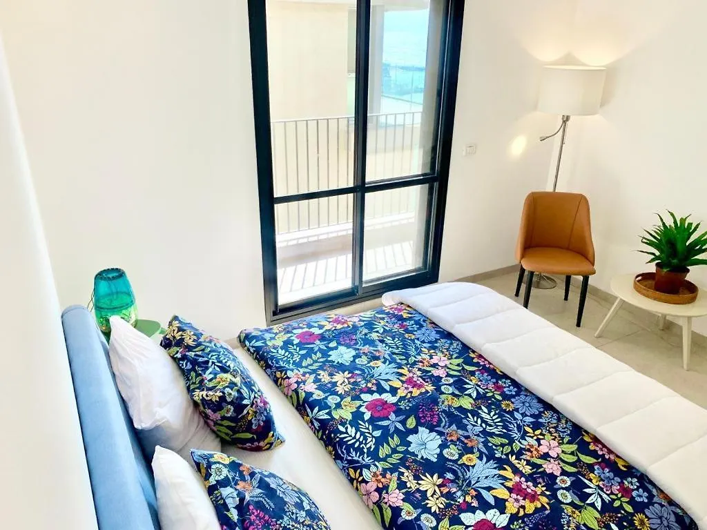 Beach Place Apartments Haifa